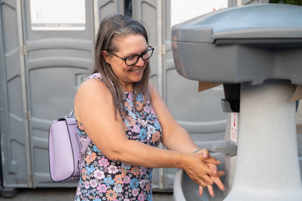 Best Portable toilet rental cost  in Moorefield, WV